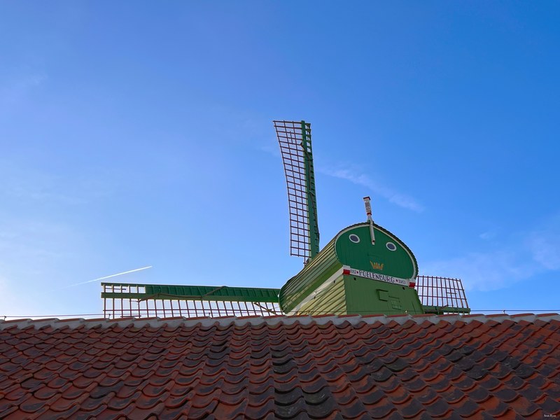 2025-02 - Zaanse Schans Windmills By Sundown - 2025-03-01 16.58.19.editted